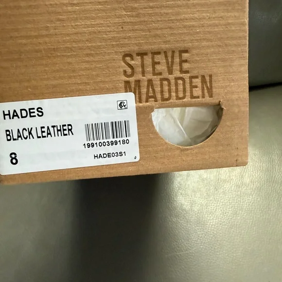 Steve Madden Black Block Heel Slide Sandals. Size 8 - Picture 6 of 7